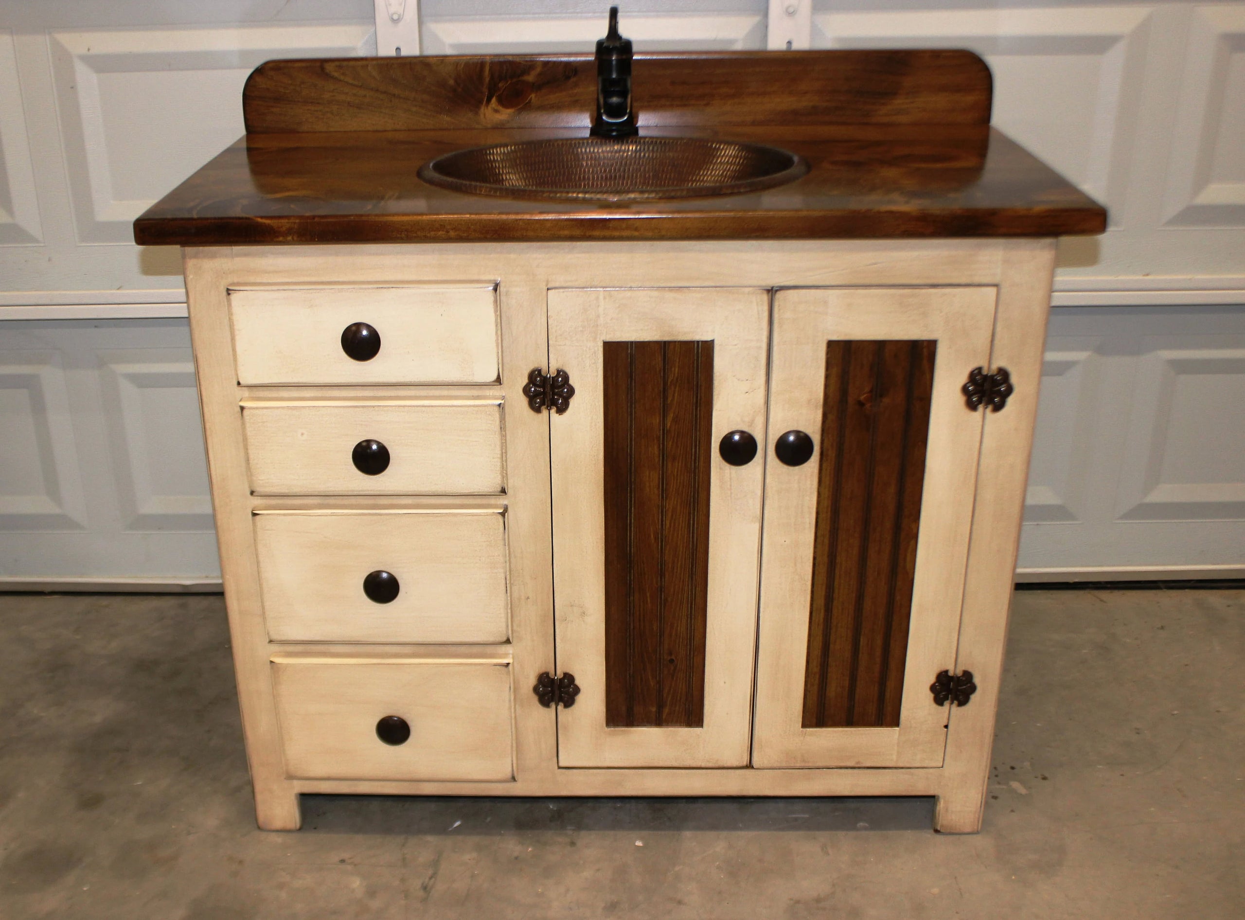 Farmhouse Vanity Copper Sink 42" Antique white Bathroom Vanity